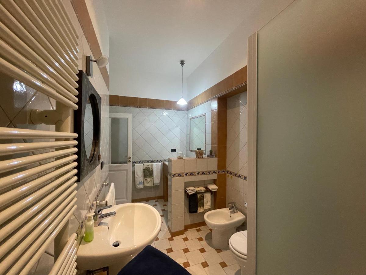 Appartamento Casa Mozart Savona Esterno foto